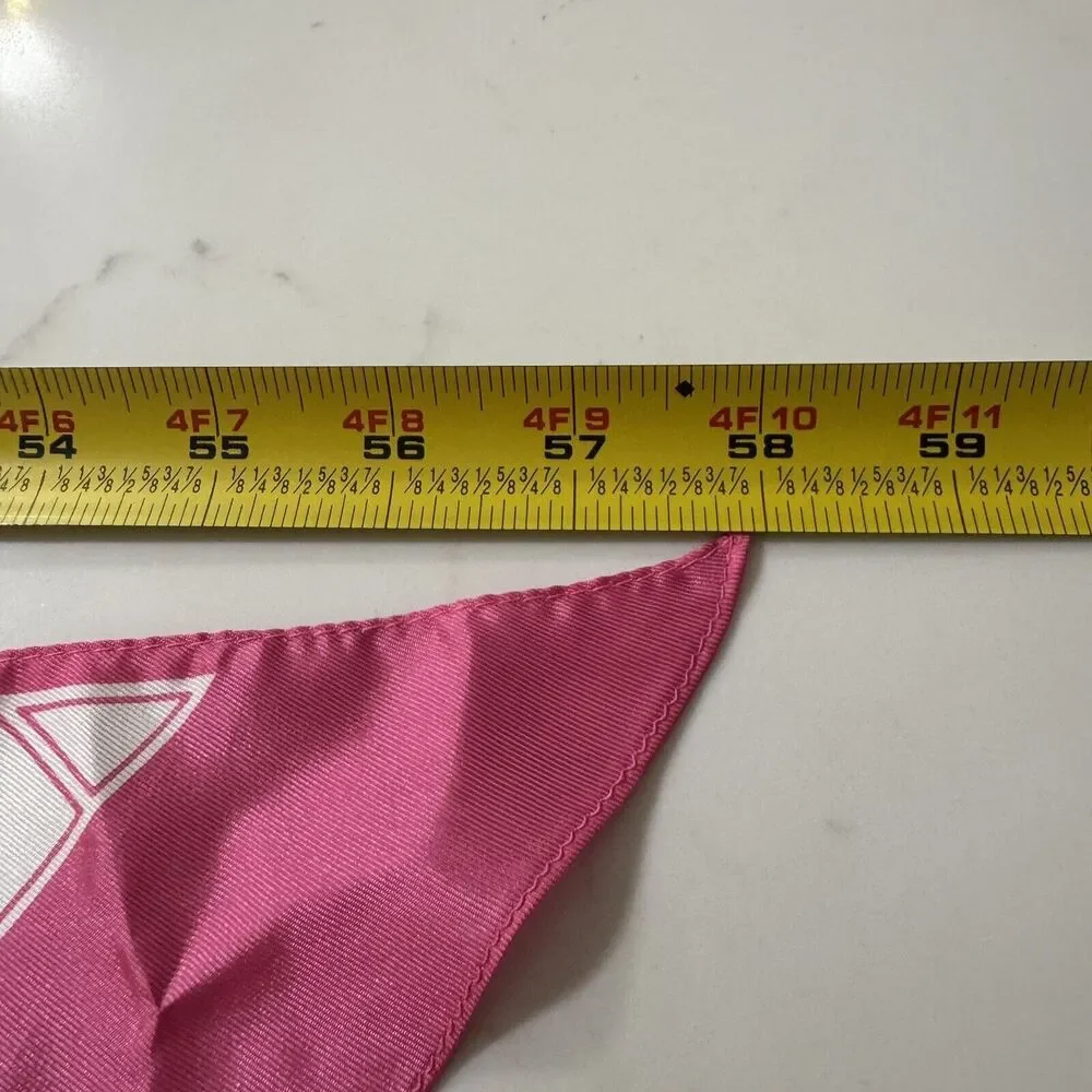 St‎ Ramon Se Rectangle Scarf Pink White Geometric - Picture 6 of 6